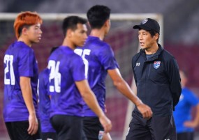 Truyền thông Thái Lan mừng rỡ khi VL World Cup 2022 bị tạm hoãn Truyền thông Thái Lan mừng rỡ khi VL World Cup 2022 bị tạm hoãn