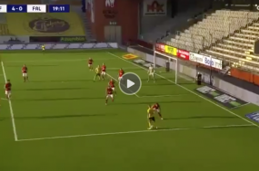 VIDEO: 'Ibra đệ nhị' gây ấn tượng mạnh với pha kiến tạo bằng kỹ thuật Rabona VIDEO: 'Ibra đệ nhị' gây ấn tượng mạnh với pha kiến tạo bằng kỹ thuật Rabona