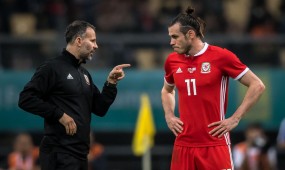 Ryan Giggs thay Zidane cảnh báo thái độ của Gareth Bale Ryan Giggs thay Zidane cảnh báo thái độ của Gareth Bale