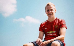 VIDEO: Chiêm ngưỡng tài năng của tân binh MU- Donny van de Beek VIDEO: Chiêm ngưỡng tài năng của tân binh MU- Donny van de Beek