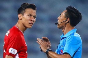 VFF phân công trọng tài thân thiết với Than Quảng Ninh, CĐV Viettel lên tiếng phản đối VFF phân công trọng tài thân thiết với Than Quảng Ninh, CĐV Viettel lên tiếng phản đối