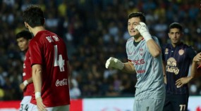 Văn Lâm được báo Thái ca ngợi sau khi đạt thành tựu đầu tiên ở Thai League 2020 Văn Lâm được báo Thái ca ngợi sau khi đạt thành tựu đầu tiên ở Thai League 2020