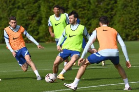 Frank Lampard xác nhận bội đôi tân binh đã sẵn sàng ra mắt Frank Lampard xác nhận bội đôi tân binh đã sẵn sàng ra mắt
