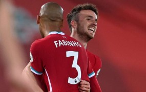HLV Klopp tiết lộ bí mật 'động trời' sau màn tỏa sáng rực rỡ của tân binh đình đám HLV Klopp tiết lộ bí mật 'động trời' sau màn tỏa sáng rực rỡ của tân binh đình đám