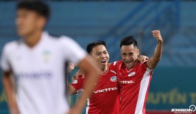 VIDEO: Thủ môn HAGL bất lực trước pha dứt điểm khó chịu của 'Fabregas xứ Nghệ' VIDEO: Thủ môn HAGL bất lực trước pha dứt điểm khó chịu của 'Fabregas xứ Nghệ'