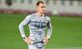 HLV Barcelona tiết lộ ngôi sao đầu tiên không thể tham dự trận El Clasico với Real HLV Barcelona tiết lộ ngôi sao đầu tiên không thể tham dự trận El Clasico với Real
