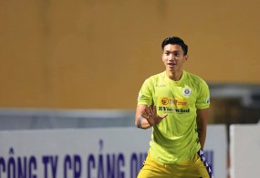 Chuyên gia Việt: 'Sự trở lại của Văn Hậu sẽ là bước ngoặt cho ngôi vương V-League' Chuyên gia Việt: 'Sự trở lại của Văn Hậu sẽ là bước ngoặt cho ngôi vương V-League'