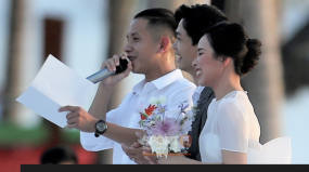 Đám cưới Công Phượng tại Phú Quốc: Chú rể nguyện thề 'Anh sẽ làm tất cả mọi thứ cho chúng ta' Đám cưới Công Phượng tại Phú Quốc: Chú rể nguyện thề 'Anh sẽ làm tất cả mọi thứ cho chúng ta'