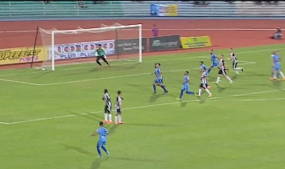 VIDEO: Bàn thắng quái dị giúp sao Malaysia đánh bại cả Messi, Neymar để đạt giải thưởng FIFA VIDEO: Bàn thắng quái dị giúp sao Malaysia đánh bại cả Messi, Neymar để đạt giải thưởng FIFA