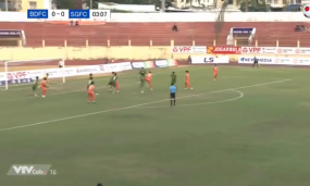 VIDEO: Trò cưng thầy Park lại tỏa sáng với siêu phẩm đánh đầu hiểm hóc VIDEO: Trò cưng thầy Park lại tỏa sáng với siêu phẩm đánh đầu hiểm hóc