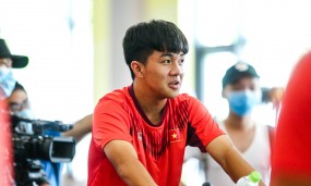 Bầu Đức đưa 'Tuấn Anh 2.0' và 8 viên ngọc quý của U19 HAGL tới CLB hạng Nhì Bầu Đức đưa 'Tuấn Anh 2.0' và 8 viên ngọc quý của U19 HAGL tới CLB hạng Nhì