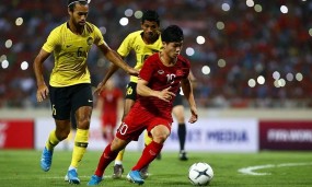 HLV Malaysia thà đá VL World Cup ở Việt Nam còn hơn phải đối mặt với ác mộng tại UAE HLV Malaysia thà đá VL World Cup ở Việt Nam còn hơn phải đối mặt với ác mộng tại UAE