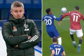 Hòa nhạt nhòa với Chelsea, HLV Solskjaer khẳng định Man United đã mất oan penalty Hòa nhạt nhòa với Chelsea, HLV Solskjaer khẳng định Man United đã mất oan penalty