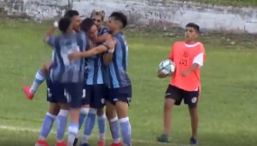 VIDEO: Đội nhà nhận bàn thua, cậu bé nhặt bóng nhổ nước bọt vào đội khách VIDEO: Đội nhà nhận bàn thua, cậu bé nhặt bóng nhổ nước bọt vào đội khách