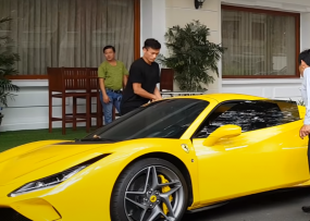 VIDEO: Bùi Tiến Dũng trải nghiệm dòng xe khủng nhất nhì Việt Nam, cùng dàn siêu xe đại náo Sài Thành VIDEO: Bùi Tiến Dũng trải nghiệm dòng xe khủng nhất nhì Việt Nam, cùng dàn siêu xe đại náo Sài Thành