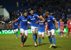 Giải cơn khát 'nợ lương', trụ cột Than Quảng Ninh chịu đá trận gặp Hà Nội FC Giải cơn khát 'nợ lương', trụ cột Than Quảng Ninh chịu đá trận gặp Hà Nội FC