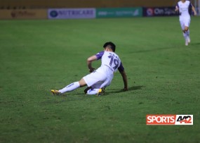 CHÙM ẢNH: Quang Hải ăn mừng kiểu 'Quay xe' hài hước trong chiến thắng của CLB Hà Nội CHÙM ẢNH: Quang Hải ăn mừng kiểu 'Quay xe' hài hước trong chiến thắng của CLB Hà Nội