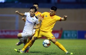 'Lợi dụng' cơn sốt HAGL, CLB Thanh Hoá lần đầu làm 'chuyện ấy' ở mùa giải 2021 'Lợi dụng' cơn sốt HAGL, CLB Thanh Hoá lần đầu làm 'chuyện ấy' ở mùa giải 2021