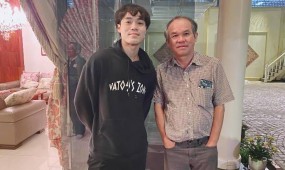 Văn Toàn: 'Tôi cảm thấy có lỗi với chú Đức vì chưa làm được gì cho HAGL trong suốt 7 năm qua' Văn Toàn: 'Tôi cảm thấy có lỗi với chú Đức vì chưa làm được gì cho HAGL trong suốt 7 năm qua'