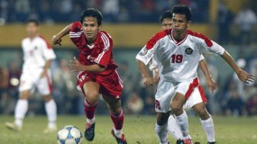 VIDEO: ĐT Việt Nam thảm bại 0-5 trước Saudi Arabia tại VL World Cup 2002 VIDEO: ĐT Việt Nam thảm bại 0-5 trước Saudi Arabia tại VL World Cup 2002