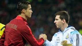 VIDEO: Messi lập siêu phẩm tại Copa America, 'phá kỷ lục' đá phạt của CR7 VIDEO: Messi lập siêu phẩm tại Copa America, 'phá kỷ lục' đá phạt của CR7