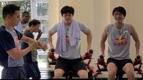 VIDEO: Tuấn Anh nâng tạ nhẹ như bông, Công Phượng lại khiến Kiatisak lắc đầu ngán ngẩm VIDEO: Tuấn Anh nâng tạ nhẹ như bông, Công Phượng lại khiến Kiatisak lắc đầu ngán ngẩm
