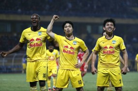 HAGL có nguy cơ chia tay 2 ngoại binh khi V.League 2021 chưa kết thúc HAGL có nguy cơ chia tay 2 ngoại binh khi V.League 2021 chưa kết thúc