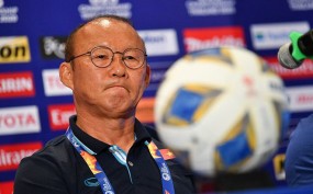 HLV Park Hang-seo: 'Cầu thủ nào nói có thể thắng Trung Quốc thì phải chịu trách nhiệm' HLV Park Hang-seo: 'Cầu thủ nào nói có thể thắng Trung Quốc thì phải chịu trách nhiệm'