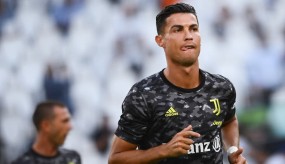 Khiến CĐV tức giận vì thái độ ngôi sao, Ronaldo đang bị cô lập ở Juventus