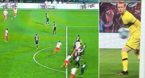 VIDEO: Pha sút phạt ảo diệu với quỹ đạo 'không tưởng' khiến CR7, Messi ngả mũ VIDEO: Pha sút phạt ảo diệu với quỹ đạo 'không tưởng' khiến CR7, Messi ngả mũ