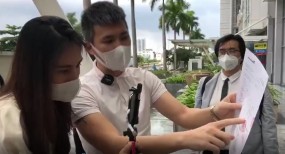 VIDEO: Công Vinh, Thủy Tiên giải thích về sao kê ngay tại ngân hàng VIDEO: Công Vinh, Thủy Tiên giải thích về sao kê ngay tại ngân hàng