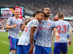 Ronaldo cùng 'thánh' Lingard tỏa sáng, MU đánh bại West Ham với kịch bản không ai ngờ đến Ronaldo cùng 'thánh' Lingard tỏa sáng, MU đánh bại West Ham với kịch bản không ai ngờ đến