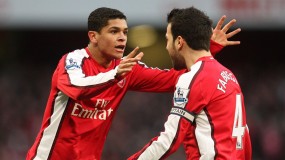 CLB Hà Nội gây sốc khi thanh lý cả 3 ngoại binh, chiêu mộ cựu cầu thủ Arsenal? CLB Hà Nội gây sốc khi thanh lý cả 3 ngoại binh, chiêu mộ cựu cầu thủ Arsenal?