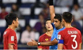 Trưởng ban trọng tài VFF: 'Việc trọng tài Tây Á liên tục bắt chính trận đấu của ĐTVN là điều khó tránh khỏi' Trưởng ban trọng tài VFF: 'Việc trọng tài Tây Á liên tục bắt chính trận đấu của ĐTVN là điều khó tránh khỏi'