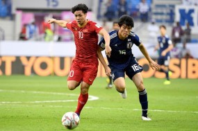 VIDEO: 2 tình huống Công Phượng 'bón hành' cho hậu vệ Nhật Bản đang khoác áo Arsenal VIDEO: 2 tình huống Công Phượng 'bón hành' cho hậu vệ Nhật Bản đang khoác áo Arsenal