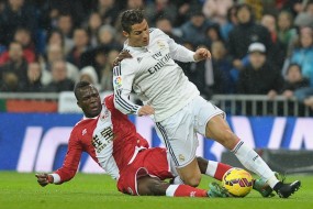 Hải Phòng FC chơi lớn, chiêu mộ thành công hậu vệ từng đánh chặn Ronaldo tại La Liga Hải Phòng FC chơi lớn, chiêu mộ thành công hậu vệ từng đánh chặn Ronaldo tại La Liga
