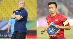Chuyên gia Đoàn Minh Xương: 'Có lẽ HLV Park Hang Seo đã tham khảo đồng nghiệp ở Hà Nội FC rồi mới loại Văn Quyết'