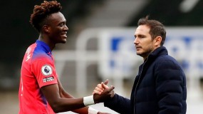 “Tiểu voi rừng” Tammy Abraham sắp được giải cứu khỏi Chelsea? “Tiểu voi rừng” Tammy Abraham sắp được giải cứu khỏi Chelsea?