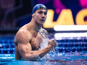 VIDEO: Caeleb Dressel lập kỷ lục 100m bơi bướm tại Olympic Tokyo 2020 VIDEO: Caeleb Dressel lập kỷ lục 100m bơi bướm tại Olympic Tokyo 2020