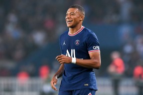 Mbappe quyết định ở lại PSG, Real 'tan mộng' chiêu mộ hè này? Mbappe quyết định ở lại PSG, Real 'tan mộng' chiêu mộ hè này?