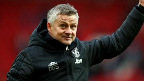 Để M.U thua cay đắng, Ole Solskjaer bị yêu cầu rời chức HLV ngay lập tức Để M.U thua cay đắng, Ole Solskjaer bị yêu cầu rời chức HLV ngay lập tức