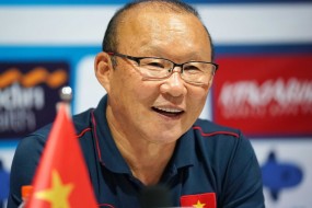 Chưa kịp 'báo thù', bại tướng của ĐT Việt Nam đã đứng trước nguy cơ 'bay ghế' Chưa kịp 'báo thù', bại tướng của ĐT Việt Nam đã đứng trước nguy cơ 'bay ghế'