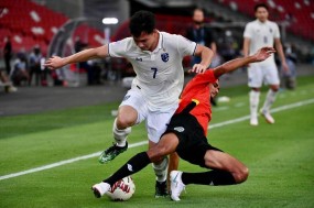 Kết quả thi đấu bóng đá ngày 5/12: AFF Cup 2020 khởi đầu đầy ấn tượng Kết quả thi đấu bóng đá ngày 5/12: AFF Cup 2020 khởi đầu đầy ấn tượng
