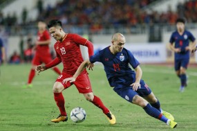 Chuyên gia châu Âu: 'Khi nghe mục đích của Thái Lan là soán ngôi vương của Việt Nam, tôi đã bật cười' Chuyên gia châu Âu: 'Khi nghe mục đích của Thái Lan là soán ngôi vương của Việt Nam, tôi đã bật cười'