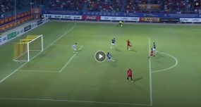 VIDEO: 3 lần tân binh tiền tỷ của TP. HCM sút tung lưới thủ môn Đặng Văn Lâm VIDEO: 3 lần tân binh tiền tỷ của TP. HCM sút tung lưới thủ môn Đặng Văn Lâm