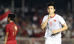 Trang chủ FIFA: 'Đoàn Văn Hậu là ngôi sao triển vọng của bóng đá châu Á' Trang chủ FIFA: 'Đoàn Văn Hậu là ngôi sao triển vọng của bóng đá châu Á'