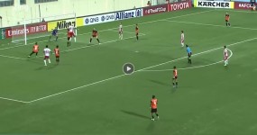 VIDEO: 'Quái vật trên không' và 6 bàn thắng đáng nhớ trong màu áo TP. HCM VIDEO: 'Quái vật trên không' và 6 bàn thắng đáng nhớ trong màu áo TP. HCM