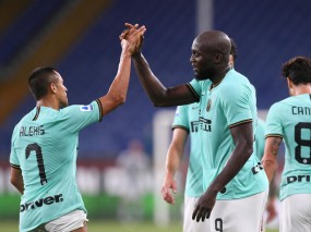 Berbatov: 'Lukaku muốn chứng minh Man Utd đã sai khi để cậu ấy đi' Berbatov: 'Lukaku muốn chứng minh Man Utd đã sai khi để cậu ấy đi'