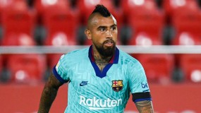 Arturo Vidal: 'Barca không dễ bị bắt nạt như các đội bóng Bundesliga' Arturo Vidal: 'Barca không dễ bị bắt nạt như các đội bóng Bundesliga'