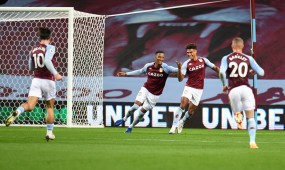 Khiến Van Dijk bẽ mặt, tiền đạo Villa vẫn tiếc nuối vì chỉ ghi được hat-trick vào lưới Liverpool Khiến Van Dijk bẽ mặt, tiền đạo Villa vẫn tiếc nuối vì chỉ ghi được hat-trick vào lưới Liverpool